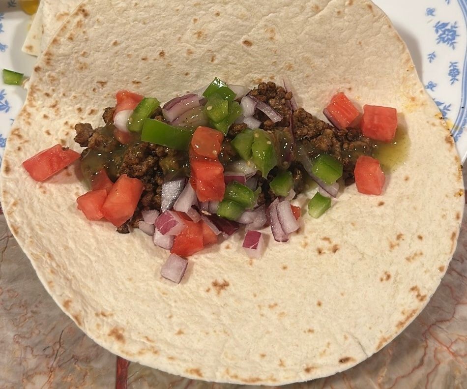 Taco with balanced mixed vegetables